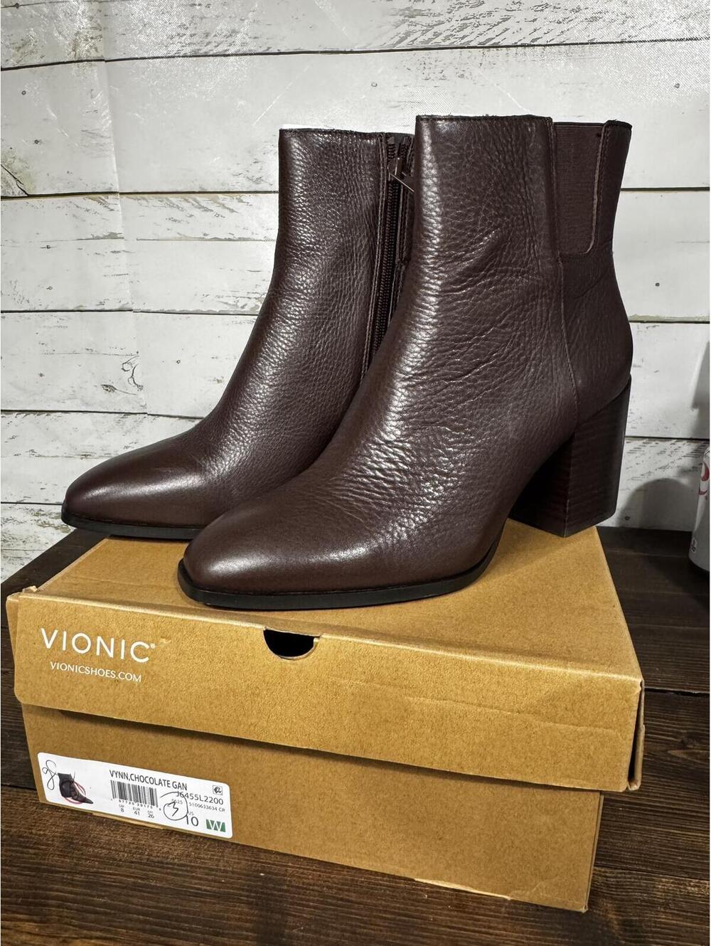 Vionic Vynn Chocolate Leather Boots Women's 10 Wide
